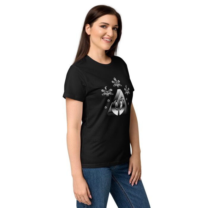 MK's Women’s basic softstyle t-shirt - Image 4