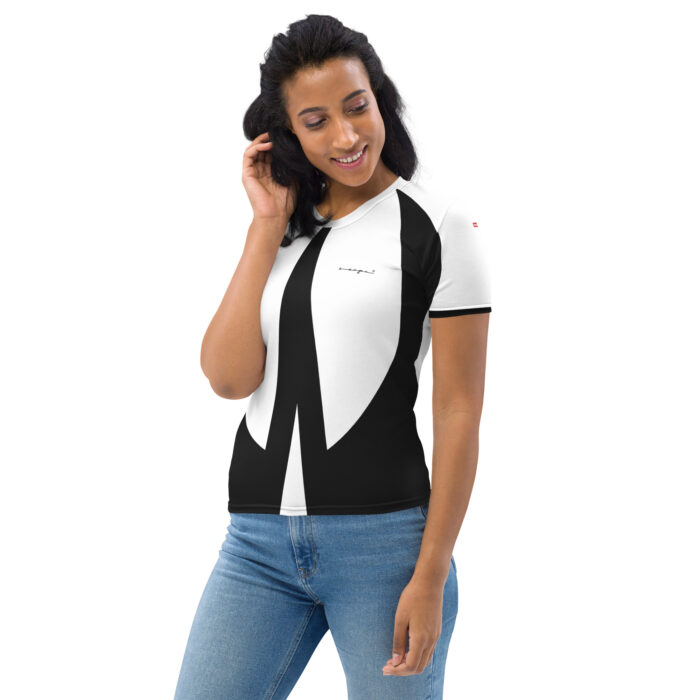 BIG W Women’s T-shirt - Image 5