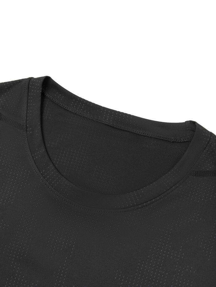 https://ajmall-vc-public-bucket.oss-us-west-1.aliyuncs.com/material/style/item_image/style/item_image/20260412/image-v1775960391-MT0006-D-%281%29.jpg Men's Jacquard Slim Mesh T-Shirt - Image 6